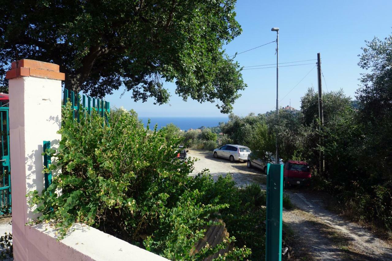 La Quercia Agriturismo Imperia Kültér fotó